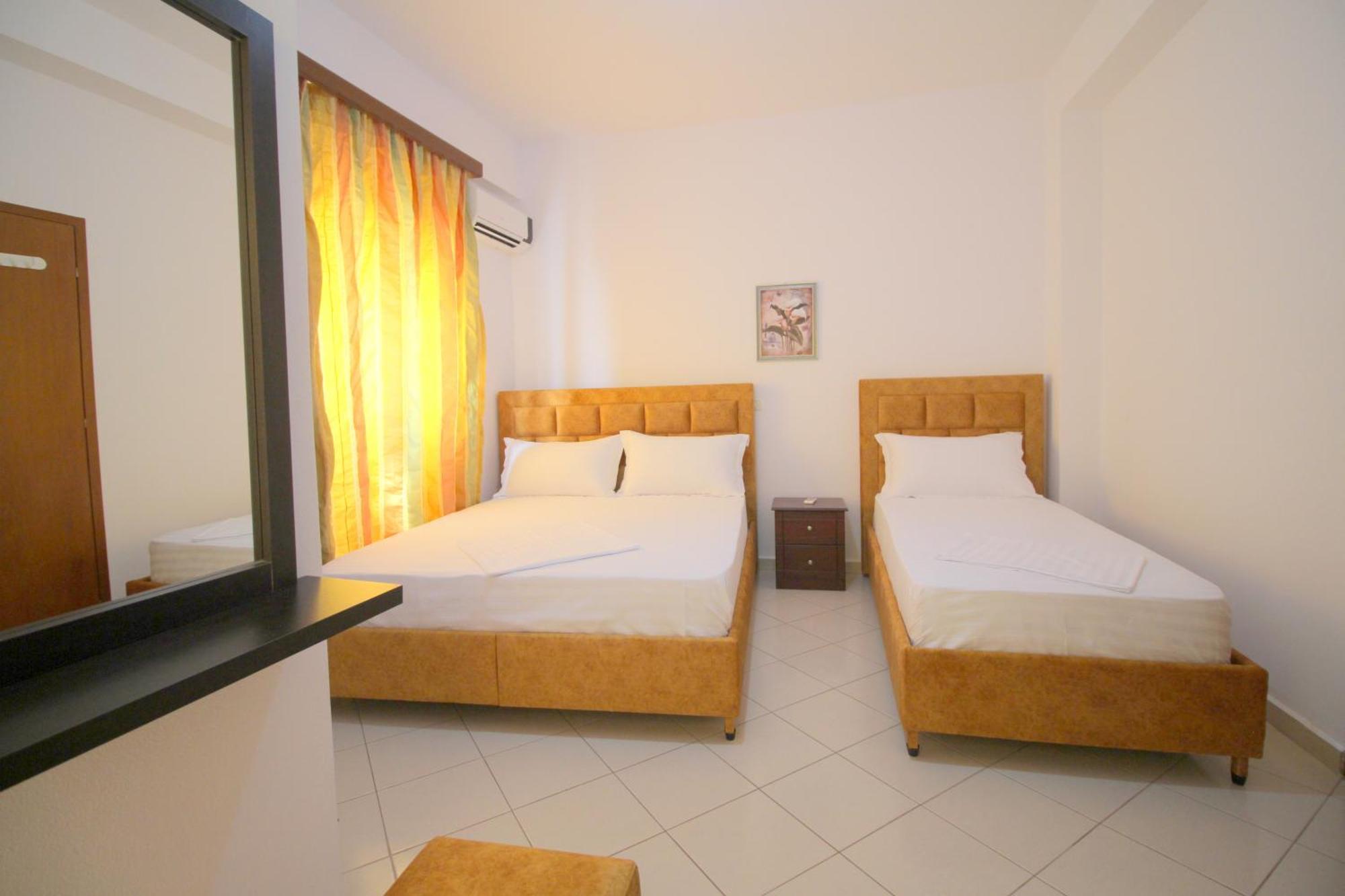 Lengu Holidays Houses Саранда Экстерьер фото